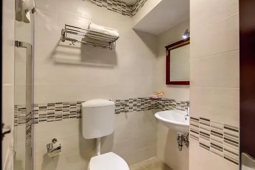 Giusi - Esquilino Harmony 4*